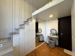 Sims Urban Oasis (D14), Condominium #549963761